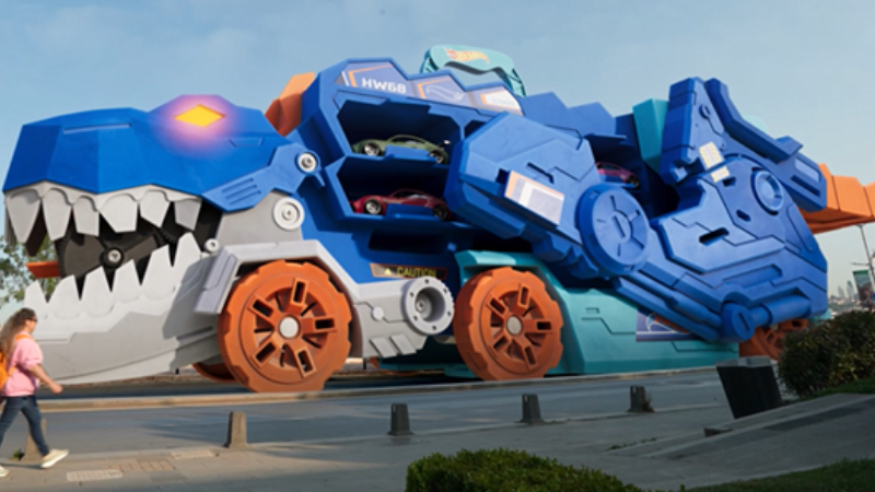 Hot Wheels T-Rex, İstanbul’u oyun pistine çeviriyor