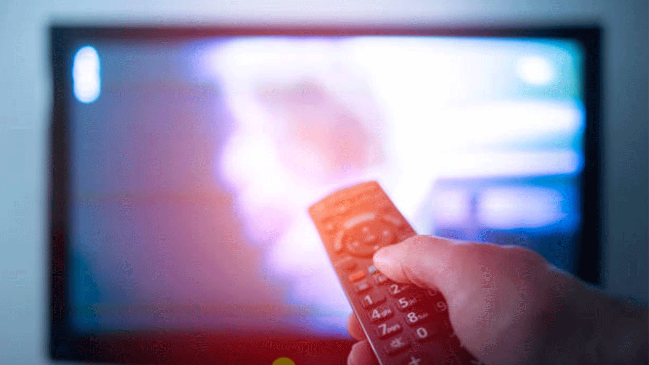 Askıya alınmıştı! ABD'li komedyen Kimmel'ın programı, ABC'de yayına devam edecek