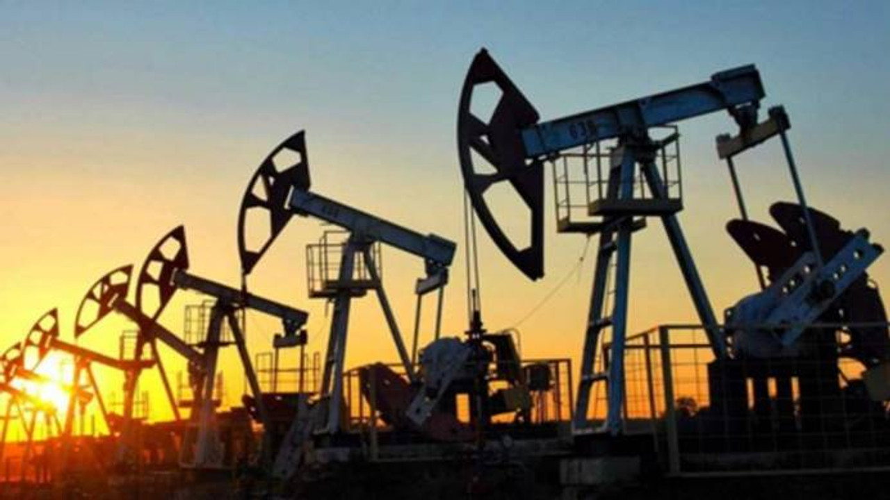 Arz fazlası endişeleri petrol fiyatlarını aşağı çekti