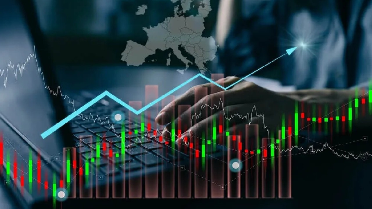 Sürpriz veriyle piyasalar hareketlendi! Altın rekor kırdı, dolar zayıfladı Sürpriz veriyle piyasalar hareketlendi! Altın rekor kırdı, dolar zayıfladı