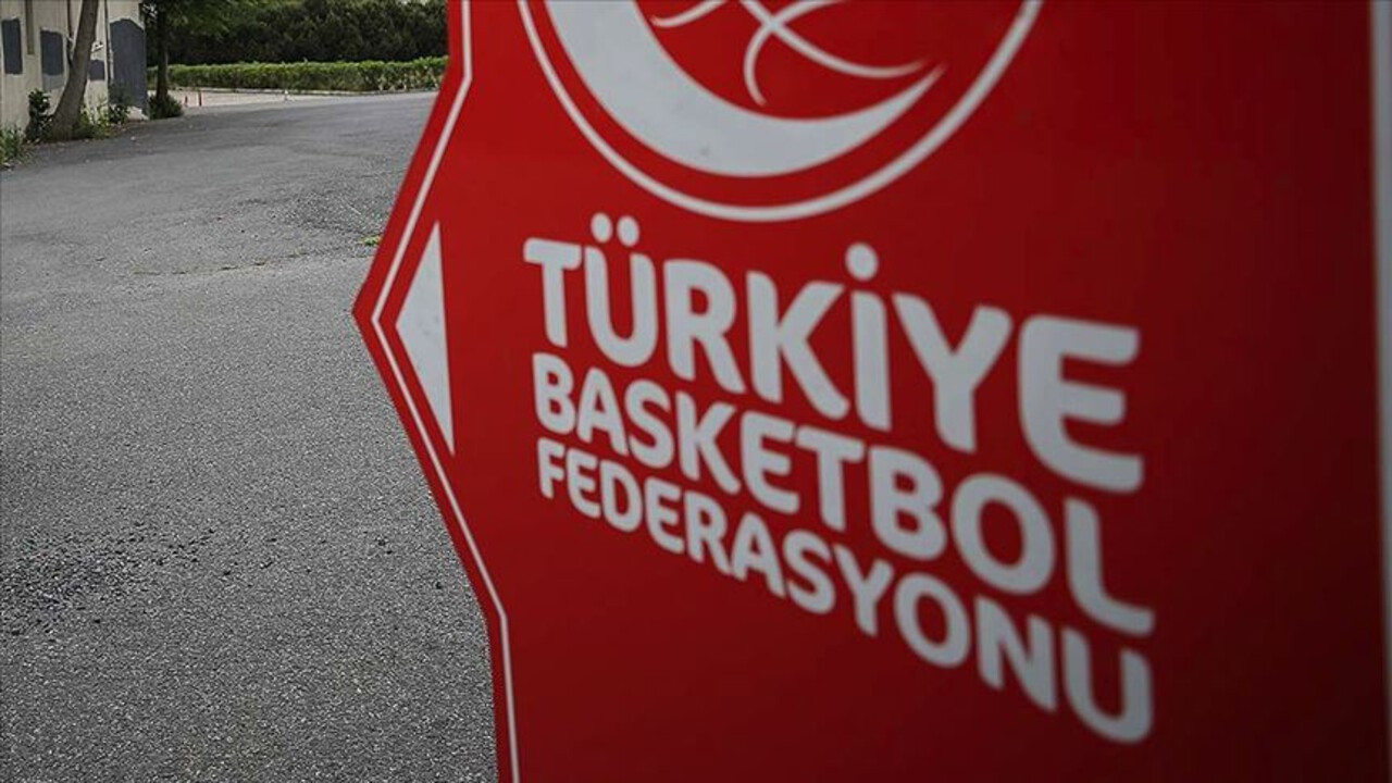 TBF, Fenerbahçe ve Beşiktaş’a para cezası uyguladı TBF, Fenerbahçe ve Beşiktaş’a para cezası uyguladı
