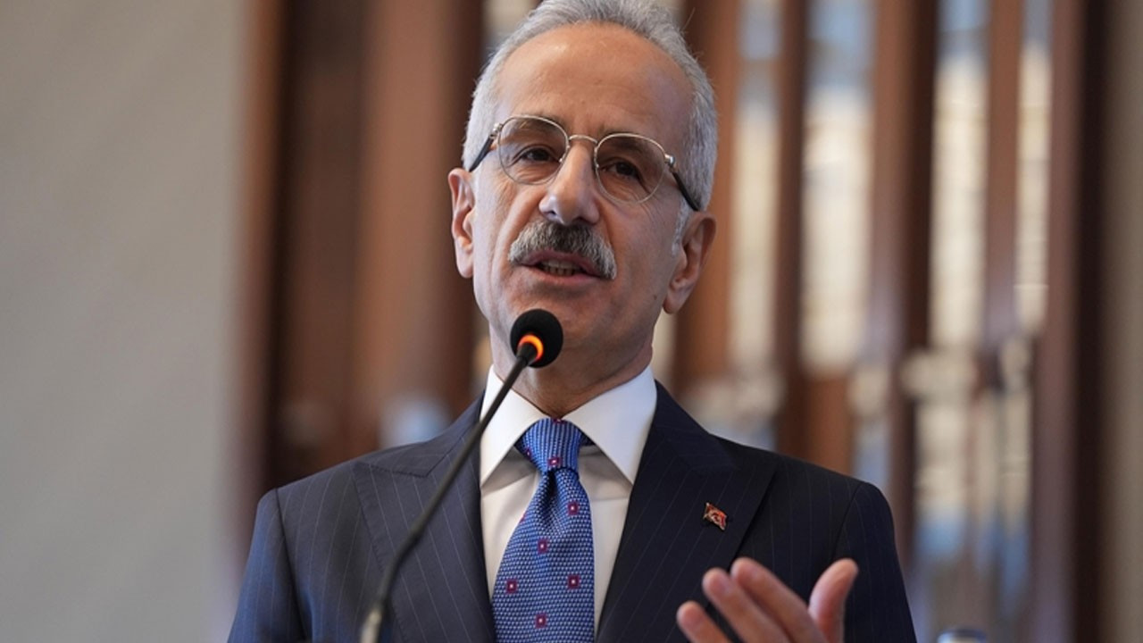 Ulaştırma ve Altyapı Bakanı Uraloğlu: 5G ile iletişim