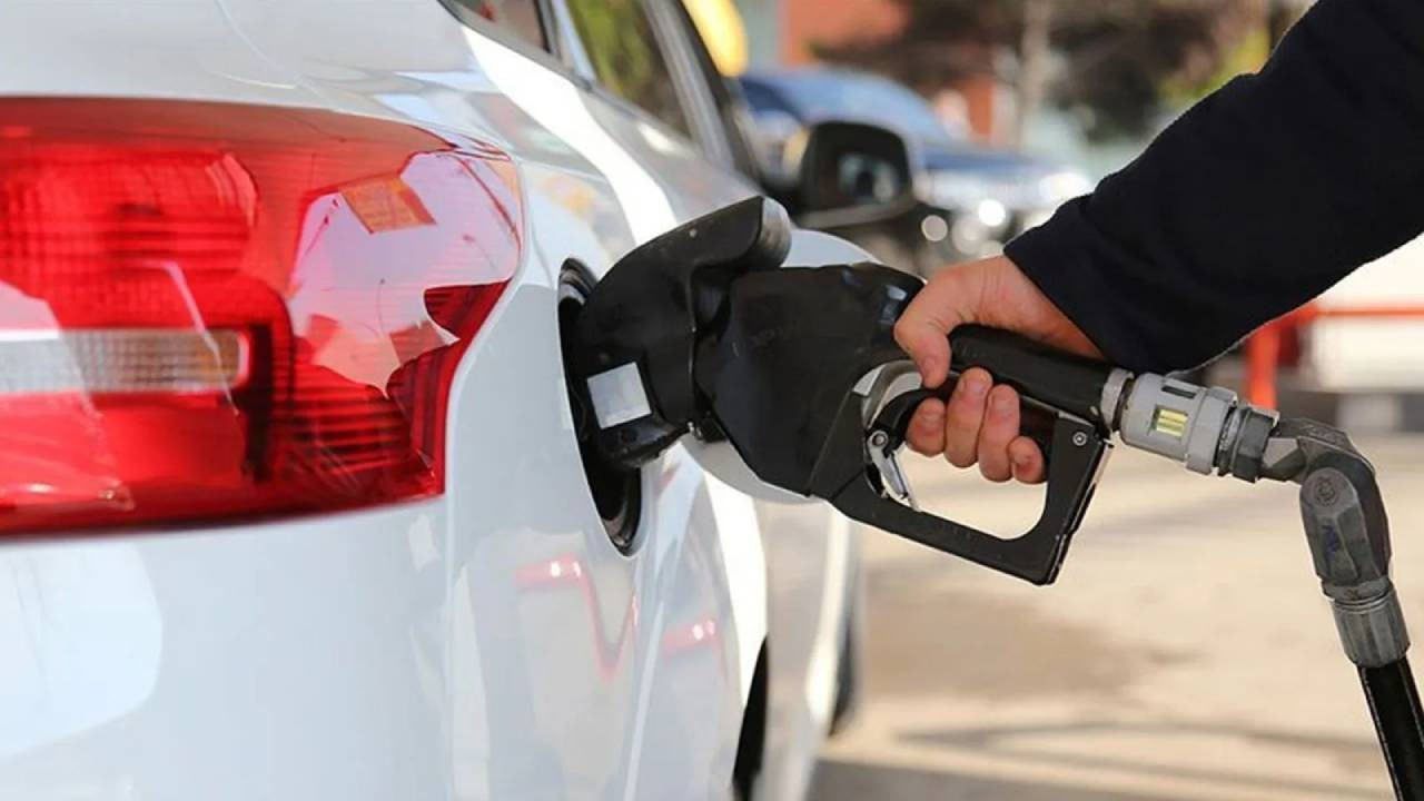 Benzin, motorin ve LPG’ye zam ya da indirim var mı? İşte 18 Ekim 2025 güncel akaryakıt fiyatları Benzin, motorin ve LPG’ye zam ya da indirim var mı? İşte 18 Ekim 2025 güncel akaryakıt fiyatları