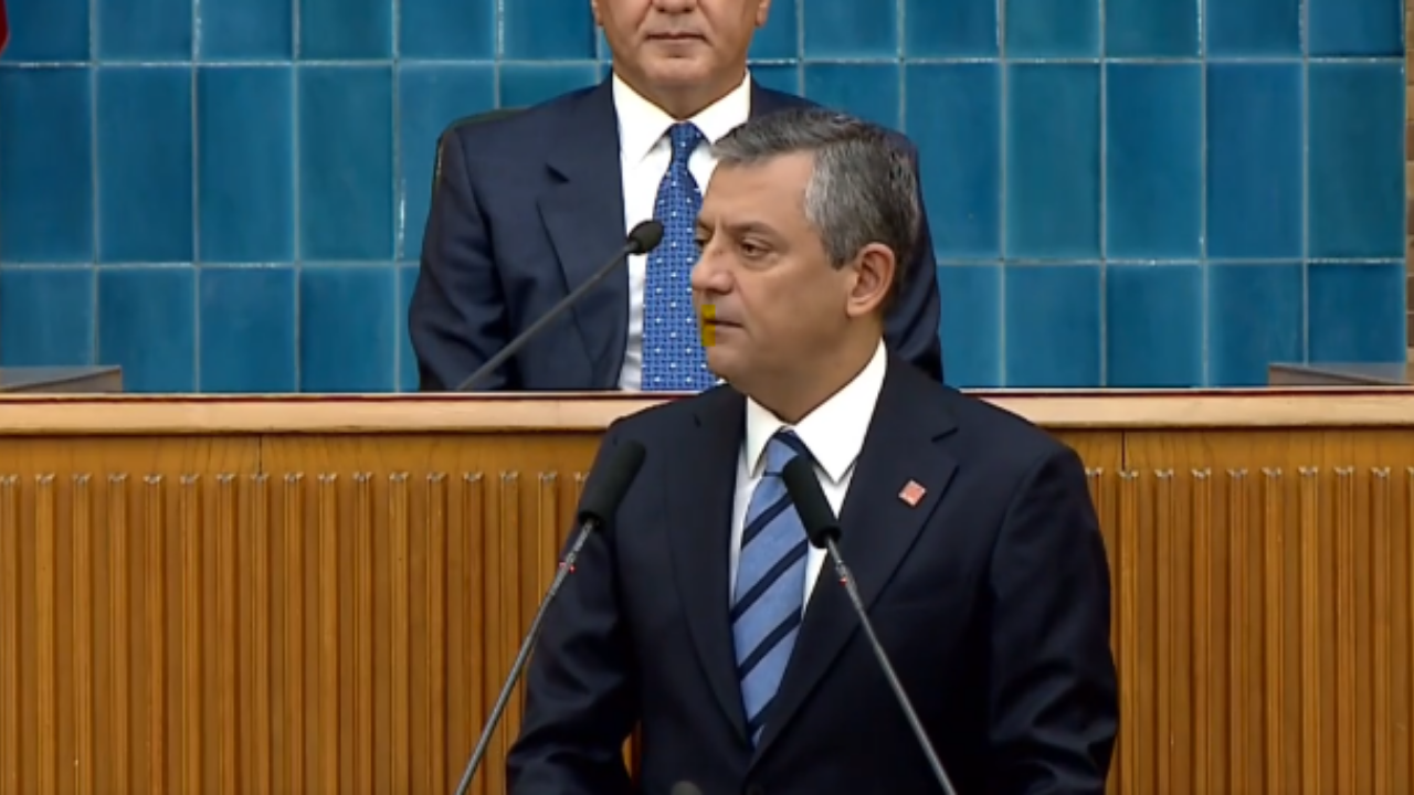 CHP Genel Başkanı Özgür Özel'den Bahçeli'ye yanıt: Kimle konuştuğunuzu, nasıl konuştuğunuzu bileceksiniz