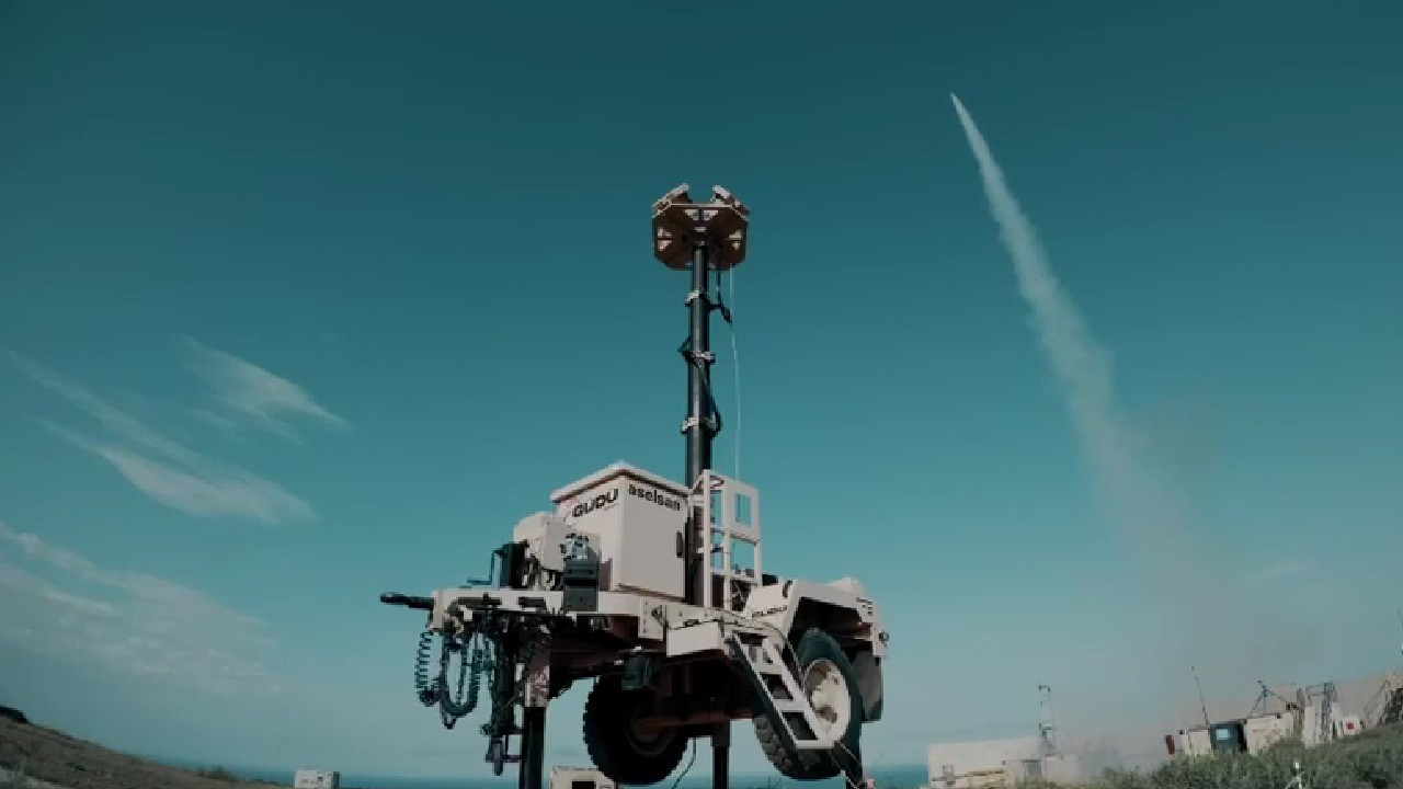 GÖKSUR IIR hedefi tam isabetle vurdu GÖKSUR IIR hedefi tam isabetle vurdu