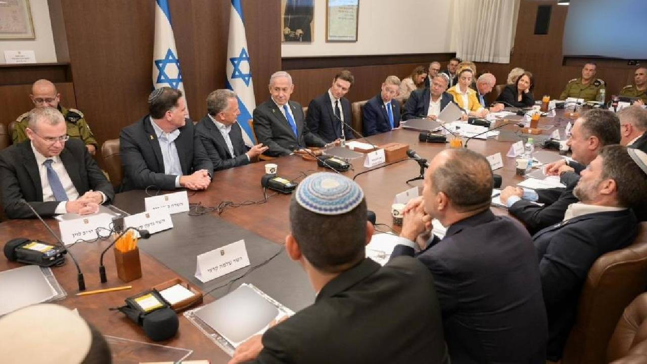 İsrail hükümetinden Trump’ın Gazze’de ateşkes anlaşmasına onay