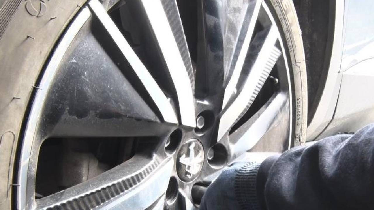 Kış lastiği zorunluluğu 15 Kasım'da başlıyor