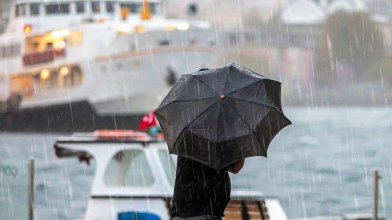 Meteoroloji uzmanından İstanbullulara 'eve erken dönün' uyarısı: Ben de 13:00'ten sonra dönüyorum
