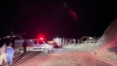 Divriği’de Demir Madeni Ocağında Göçük Meydana Geldi