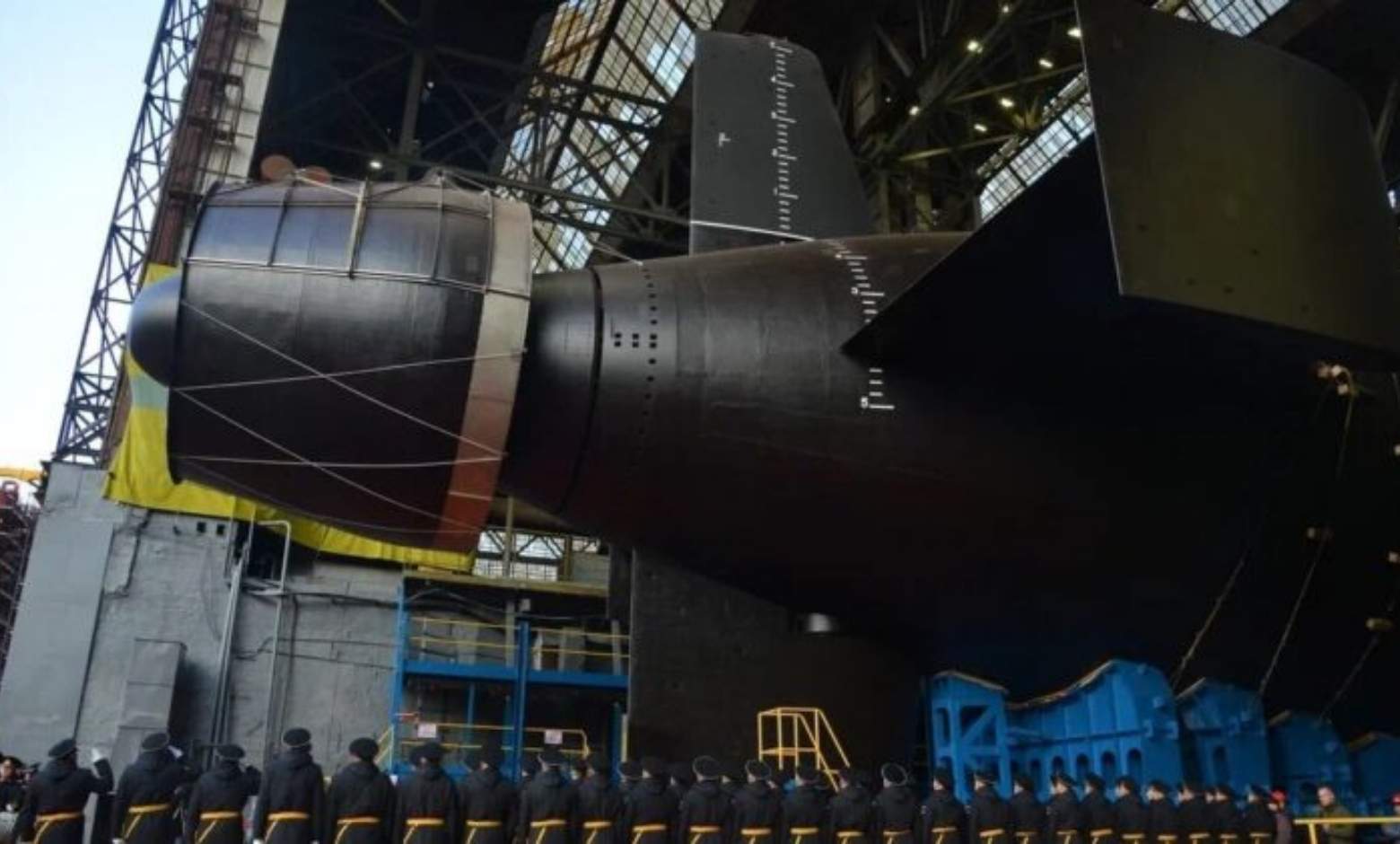 Rusya, Nükleer Denizaltı Khabarovsk’u Denize İndirdi