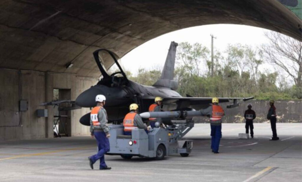 Tayvan’ın F-16 Savaş Uçağı Teslimatında Gecikme Sorunu