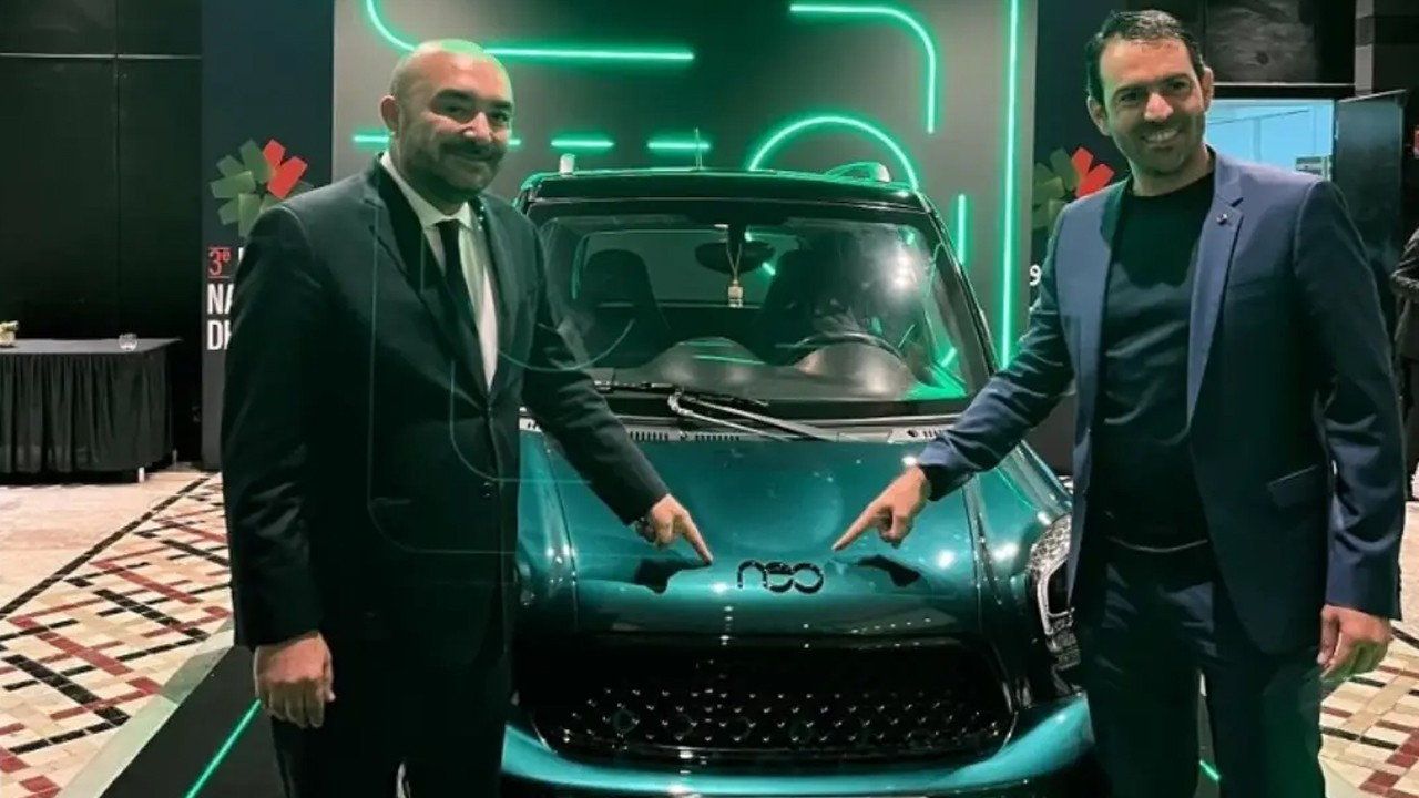 Fas, ürettiği ilk “yüzde yüz yerli” elektrikli aracını tanıttı Fas, ürettiği ilk “yüzde yüz yerli” elektrikli aracını tanıttı