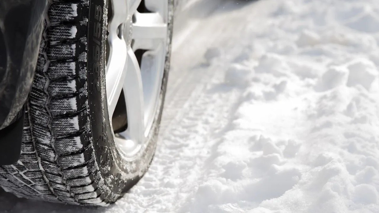 2025 Kış Lastiği Uygulaması ve Zorunluluklar 2025 Kış Lastiği Uygulaması ve Zorunluluklar