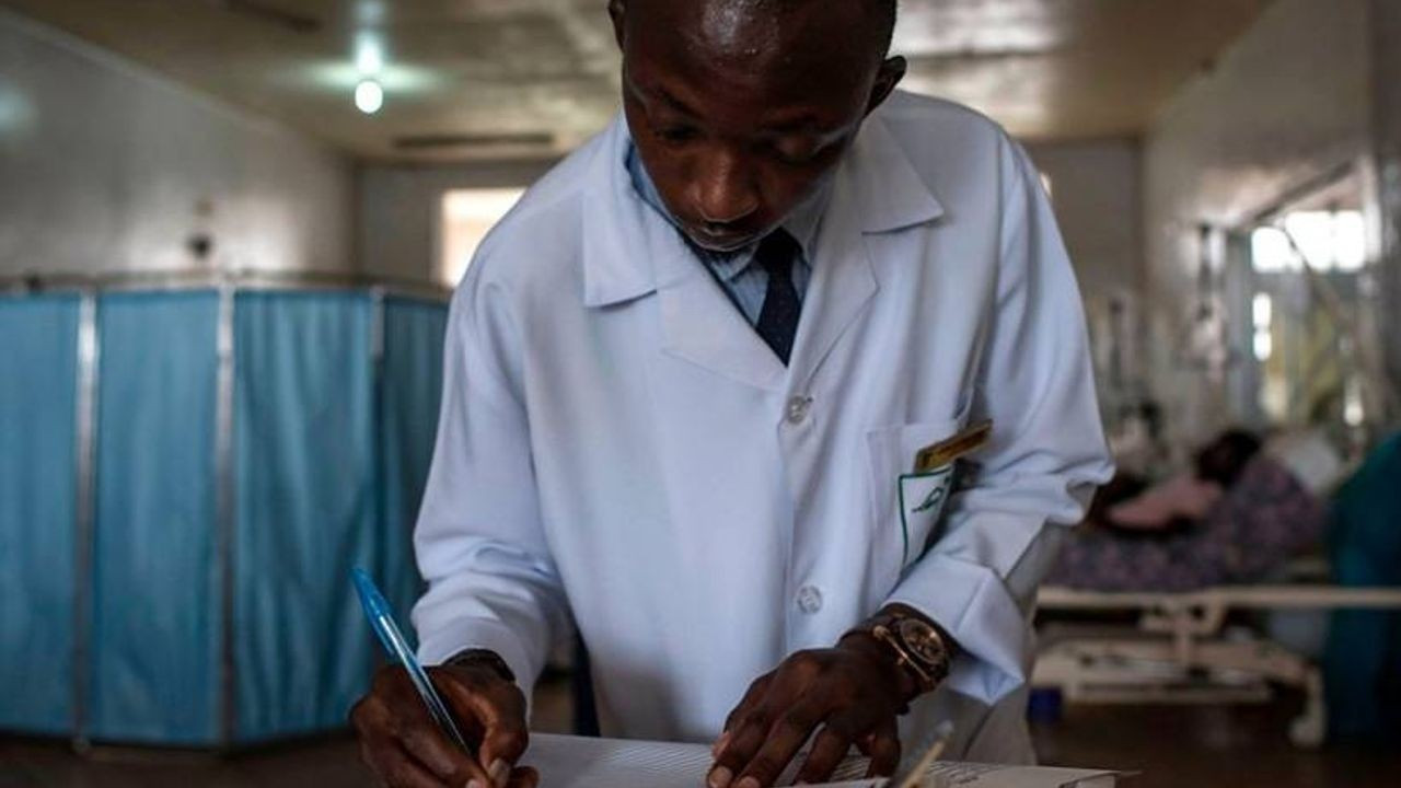 Nijerya’da doktorlardan süresiz grev kararı