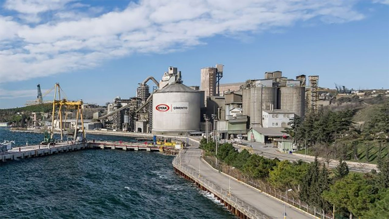 OYAK Çimento’dan 2025’in 3. çeyreğinde 3,4 milyar lira net kar OYAK Çimento’dan 2025’in 3. çeyreğinde 3,4 milyar lira net kar