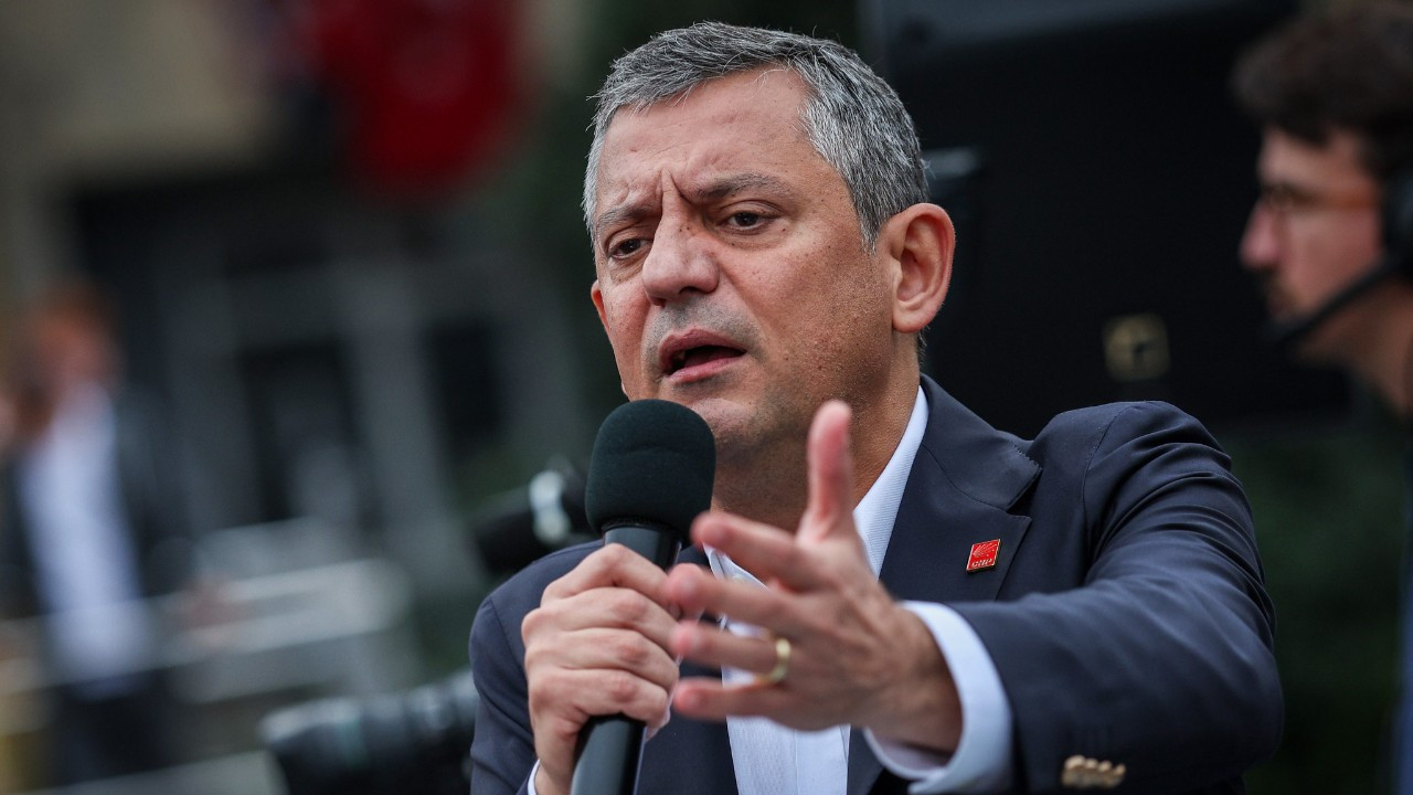 CHP Genel Başkanı Özgür Özel, İddianameye Tepki Gösterdi